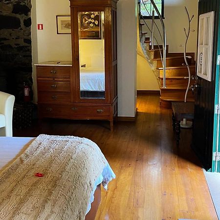 Villa Casas De Pedra à Camacha  Extérieur photo