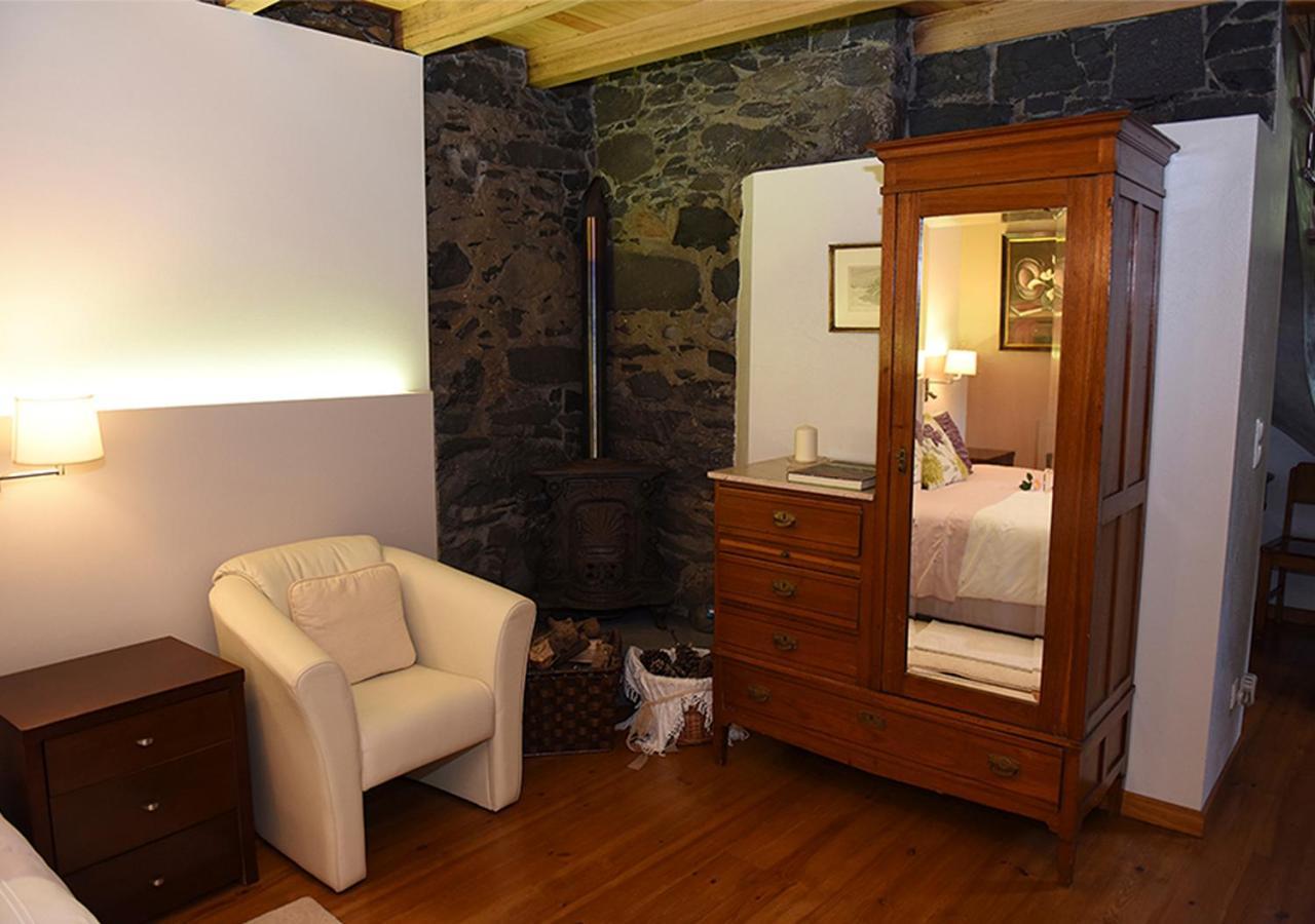 Villa Casas De Pedra à Camacha  Extérieur photo