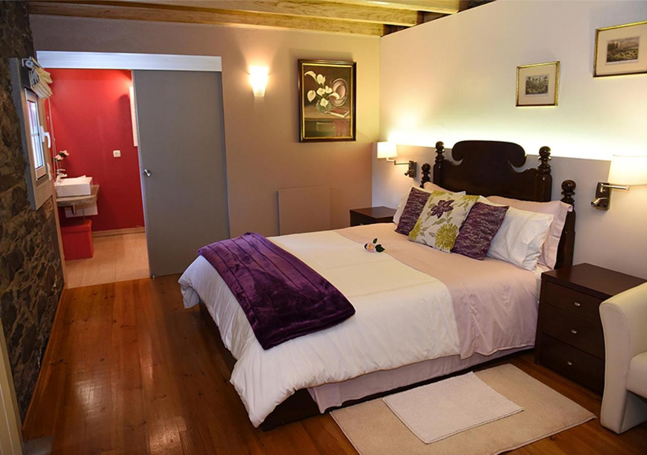 Villa Casas De Pedra à Camacha  Extérieur photo