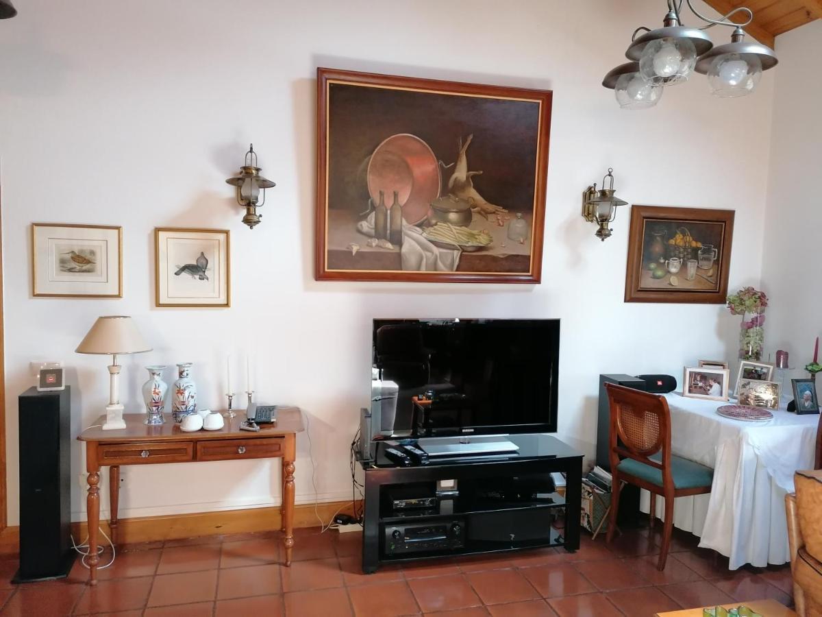 Villa Casas De Pedra à Camacha  Extérieur photo